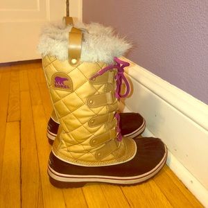 Women’s Sorel boots